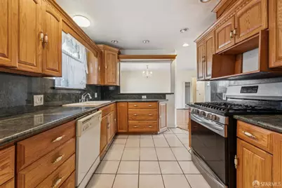 220 Louvaine Avenue, Oakland, CA 94603 - Photo 17