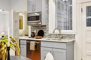 221 Noe St, San Francisco, CA 94114 - Photo 33