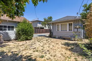 1115-1115A Capuchino Ave, Burlingame, CA 94010 - Photo 59