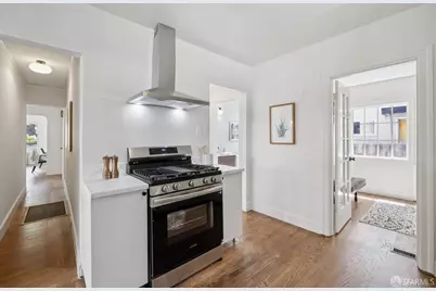 1115-1115A Capuchino Avenue, Burlingame, CA 94010 - Photo 15