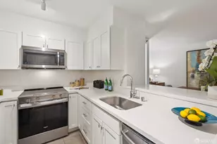 900 Bush St, San Francisco, CA 94109 - Photo 27