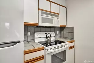 1678 Wallace Ave, San Francisco, CA 94124 - Photo 11