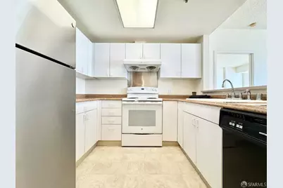 988 Franklin Street #302, Oakland, CA 94607 - Photo 7
