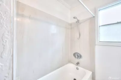 6029 Macarthur Boulevard, Oakland, CA 94605 - Photo 15