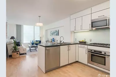 333 Main Street #4G, San Francisco, CA 94105 - Photo 1