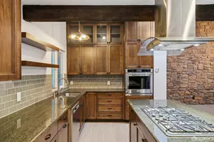 305 Lindsey Dr, Martinez, CA 94553 - Photo 17