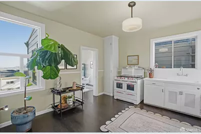 247 Gates Street, San Francisco, CA 94110 - Photo 11