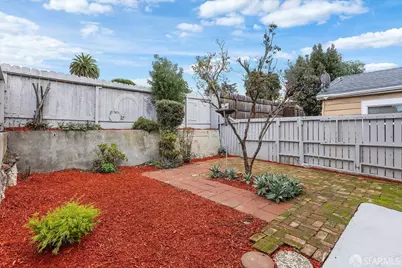 6672 Brann Street, Oakland, CA 94605 - Photo 19