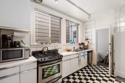 1338 Larkin Street, San Francisco, CA 94109 - Photo 43