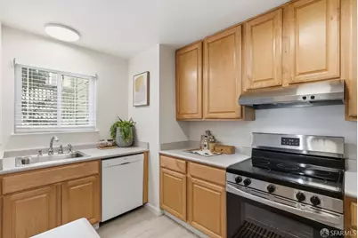 1218 Rhode Island Street #5, San Francisco, CA 94107 - Photo 9