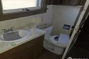 30 A St, Miranda, CA 95553 - Photo 9