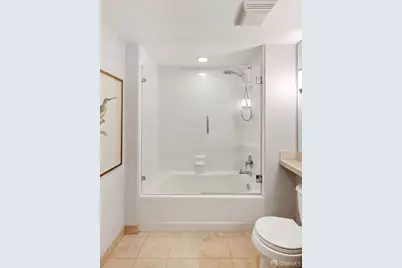 750 Van Ness Avenue #1106, San Francisco, CA 94102 - Photo 25
