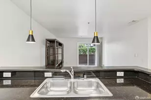 6400 Christie Ave, Emeryville, CA 94608 - Photo 11