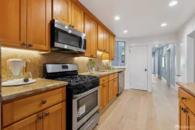 1385 Vallejo Street, San Francisco, CA 94109 - Photo 9