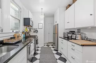 1441 Jones St, San Francisco, CA 94109 - Photo 25