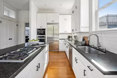 2426 Pine Street, San Francisco, CA 94115 - Photo 27