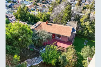 9117 Burr Street, Oakland, CA 94605 - Photo 31