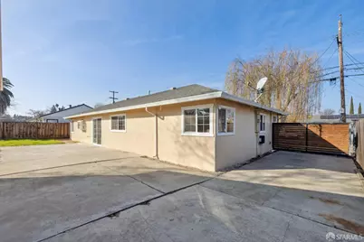 2379 Geraldine Drive, Pleasant Hill, CA 94523 - Photo 27