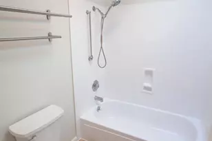 1010 San Antonio Cir, Daly City, CA 94014 - Photo 11