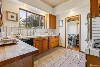 2830 Lawton Street, San Francisco, CA 94122 - Photo 15