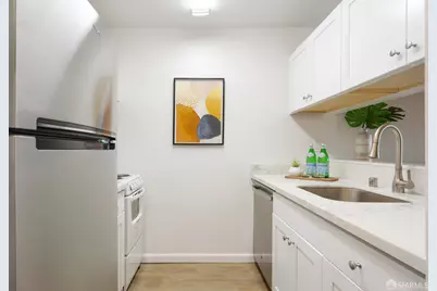 15 Red Rock Way #N207, San Francisco, CA 94131 - Photo 13