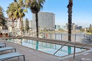 1 Lakeside Dr, Oakland, CA 94612 - Photo 27