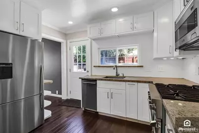 113 Alvarado Street, Brisbane, CA 94005 - Photo 3