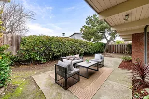 275 Puffin Ct, Foster City, CA 94404 - Photo 45