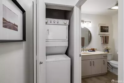 1511 Jefferson Street #PH7, Oakland, CA 94612 - Photo 29