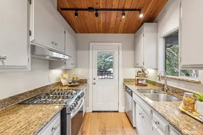 6340 Melville Drive, Oakland, CA 94611 - Photo 29