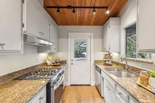 6340 Melville Dr, Oakland, CA 94611 - Photo 29