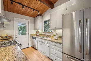 6340 Melville Dr, Oakland, CA 94611 - Photo 27