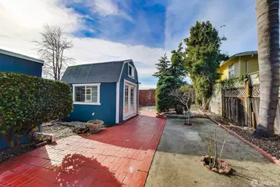 2304 Edwards Street, Berkeley, CA 94702 - Photo 31