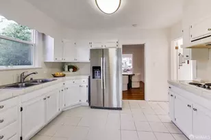 2304 Edwards St, Berkeley, CA 94702 - Photo 9