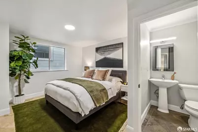 729 Douglass Street #B, San Francisco, CA 94114 - Photo 13