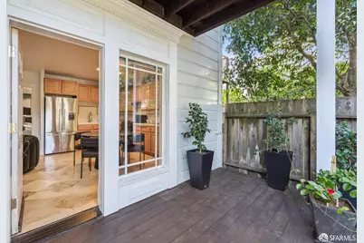 729 Douglass Street #B, San Francisco, CA 94114 - Photo 3