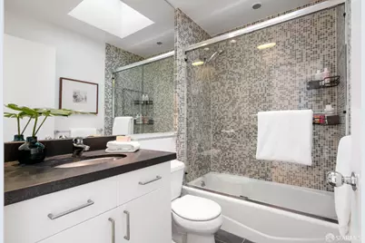 2315 Van Ness Avenue #7, San Francisco, CA 94109 - Photo 13