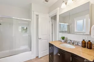 165 W MacArthur Blvd, Oakland, CA 94611 - Photo 23