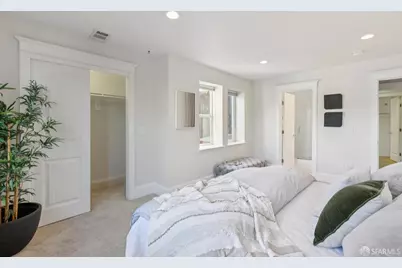 165 W Macarthur Boulevard, Oakland, CA 94611 - Photo 33