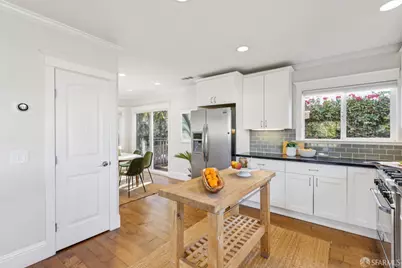 165 W Macarthur Boulevard, Oakland, CA 94611 - Photo 7