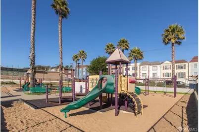 22 Tioga Avenue, San Francisco, CA 94134 - Photo 81