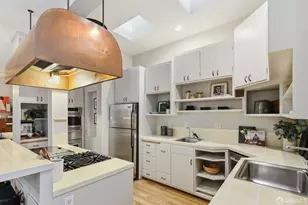 741 Filbert St, San Francisco, CA 94133 - Photo 17