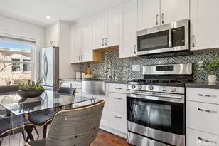 537 Moultrie St, San Francisco, CA 94110 - Photo 9