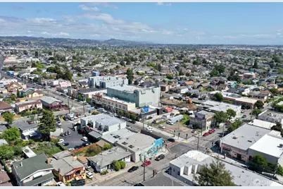 5300 Foothill Boulevard, Oakland, CA 94601 - Photo 27