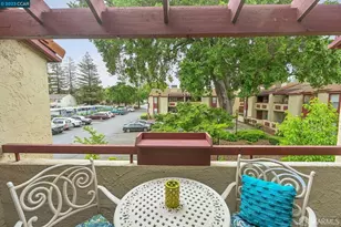 1391 Monument Blvd, Concord, CA 94520 - Photo 17