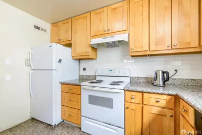 29 Oceanside Drive, Daly City, CA 94015 - Photo 15