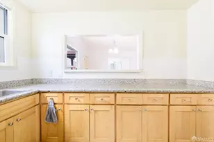 29 Oceanside Dr, Daly City, CA 94015 - Photo 19