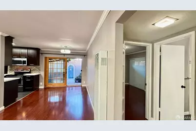 330 Vernon Street #111, Oakland, CA 94610 - Photo 7