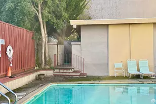 330 Vernon St, Oakland, CA 94610 - Photo 25