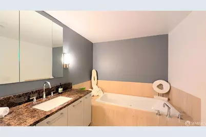 301 Mission Street #12J, San Francisco, CA 94105 - Photo 11